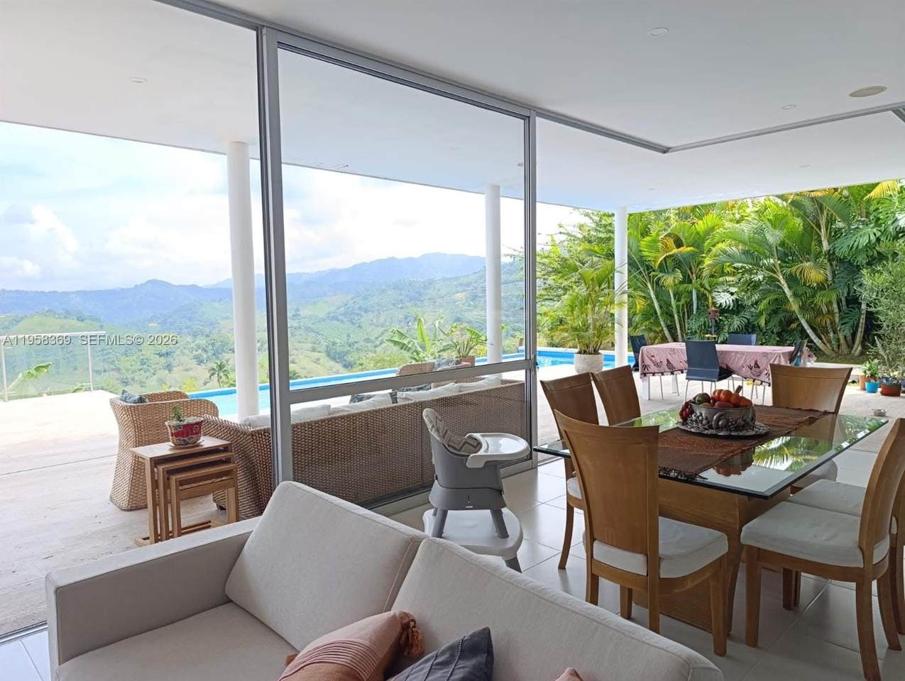 10 La Trinidad - Photo 1
