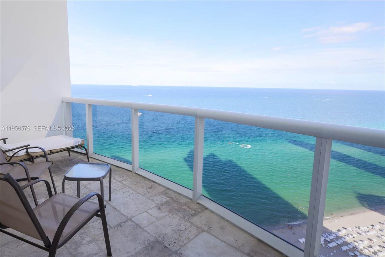 18201 Collins Ave - Photo 1
