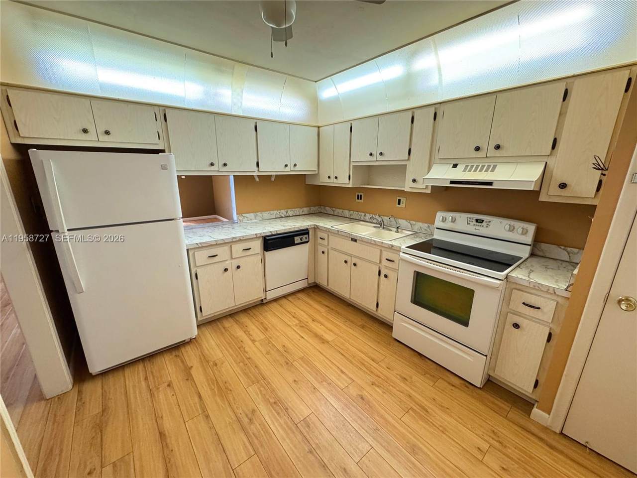 2060 48th Ter - Photo 1