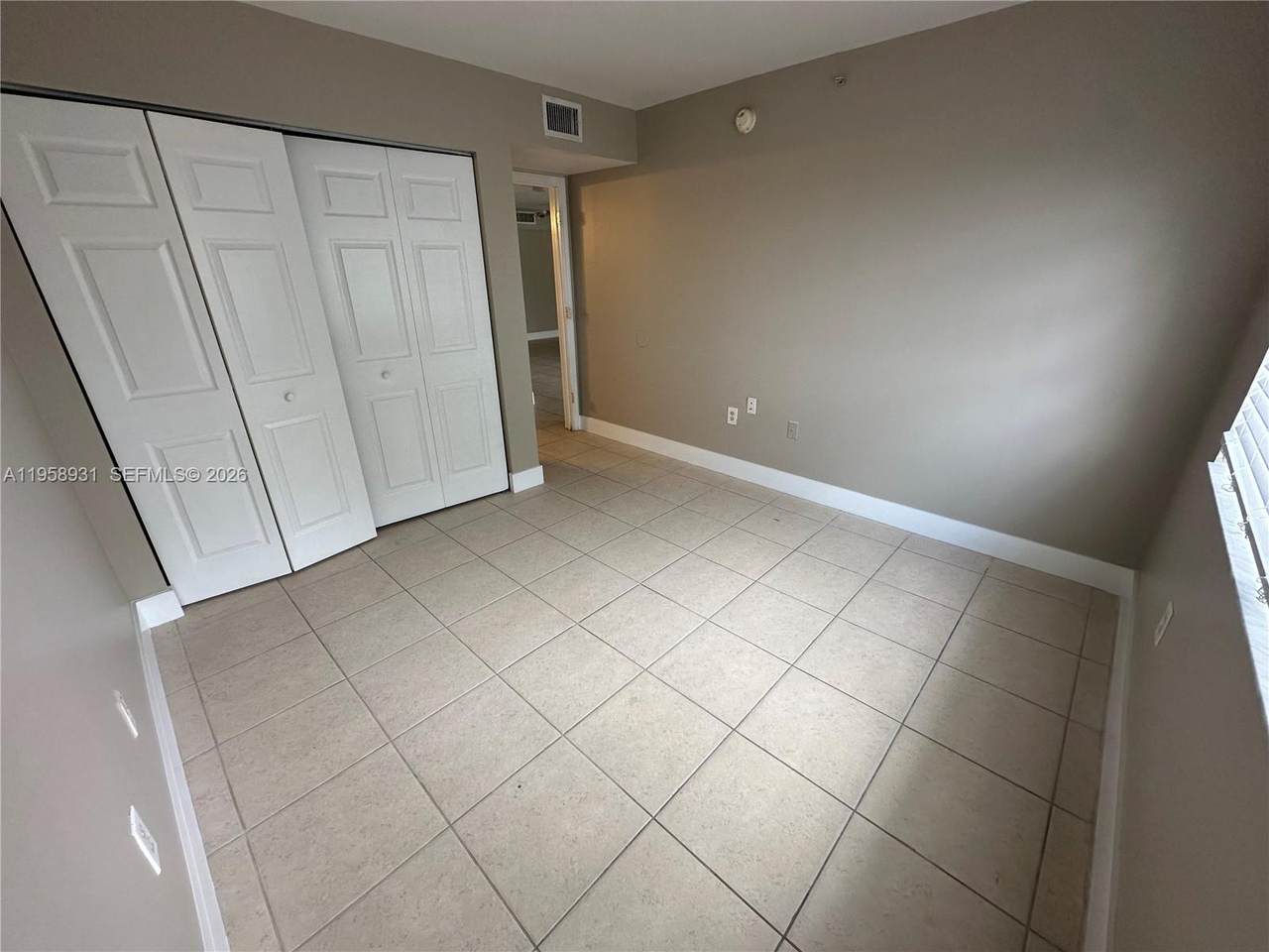 https://bt-photos.global.ssl.fastly.net/miami/1280_boomver_1_A11958931-2.jpg
