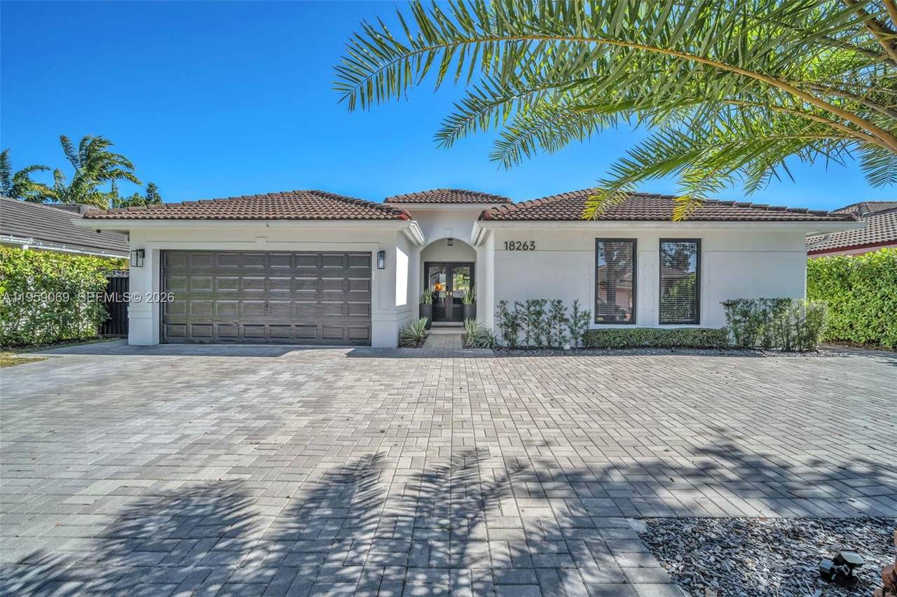 18263 149th Pl - Photo 1