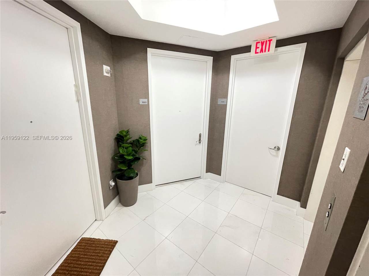 https://bt-photos.global.ssl.fastly.net/miami/1280_boomver_1_A11959122-2.jpg