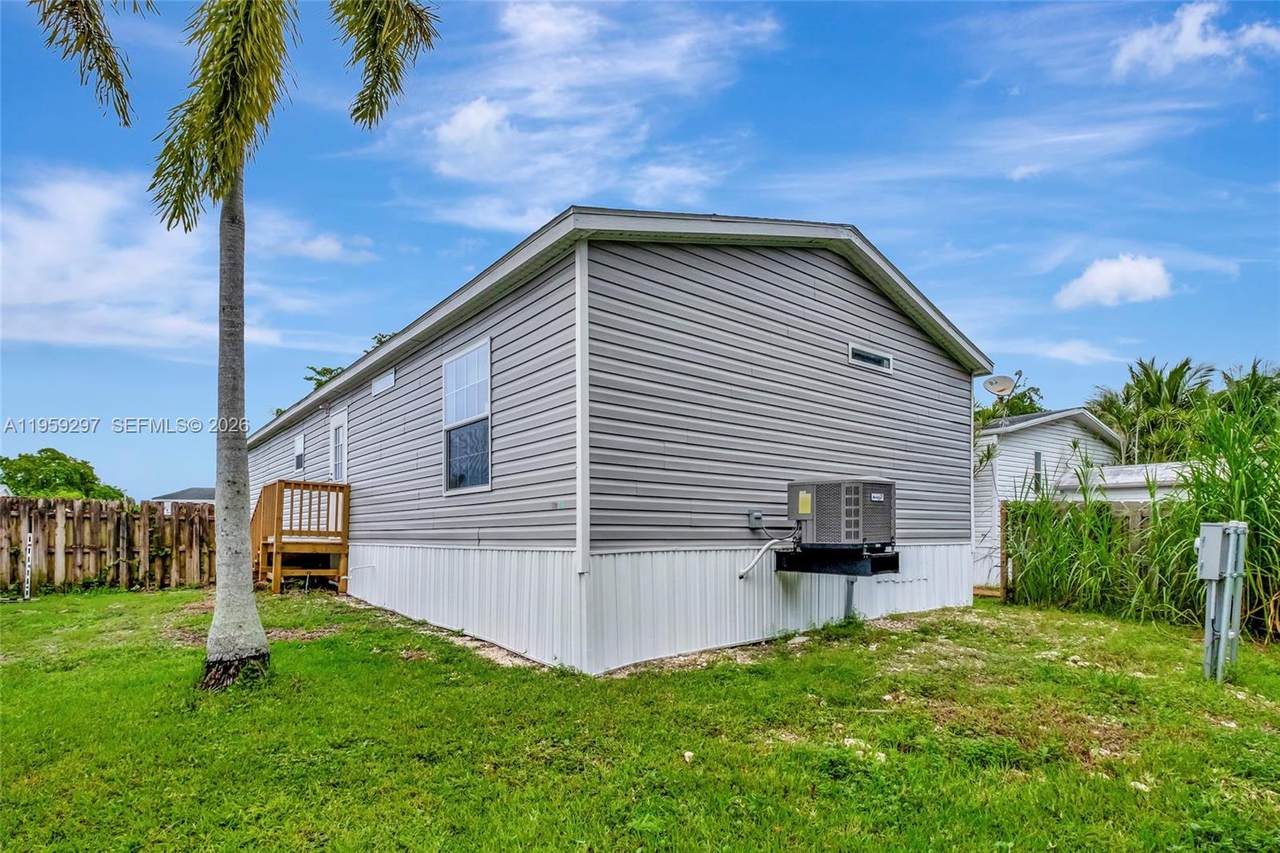 https://bt-photos.global.ssl.fastly.net/miami/1280_boomver_1_A11959297-2.jpg