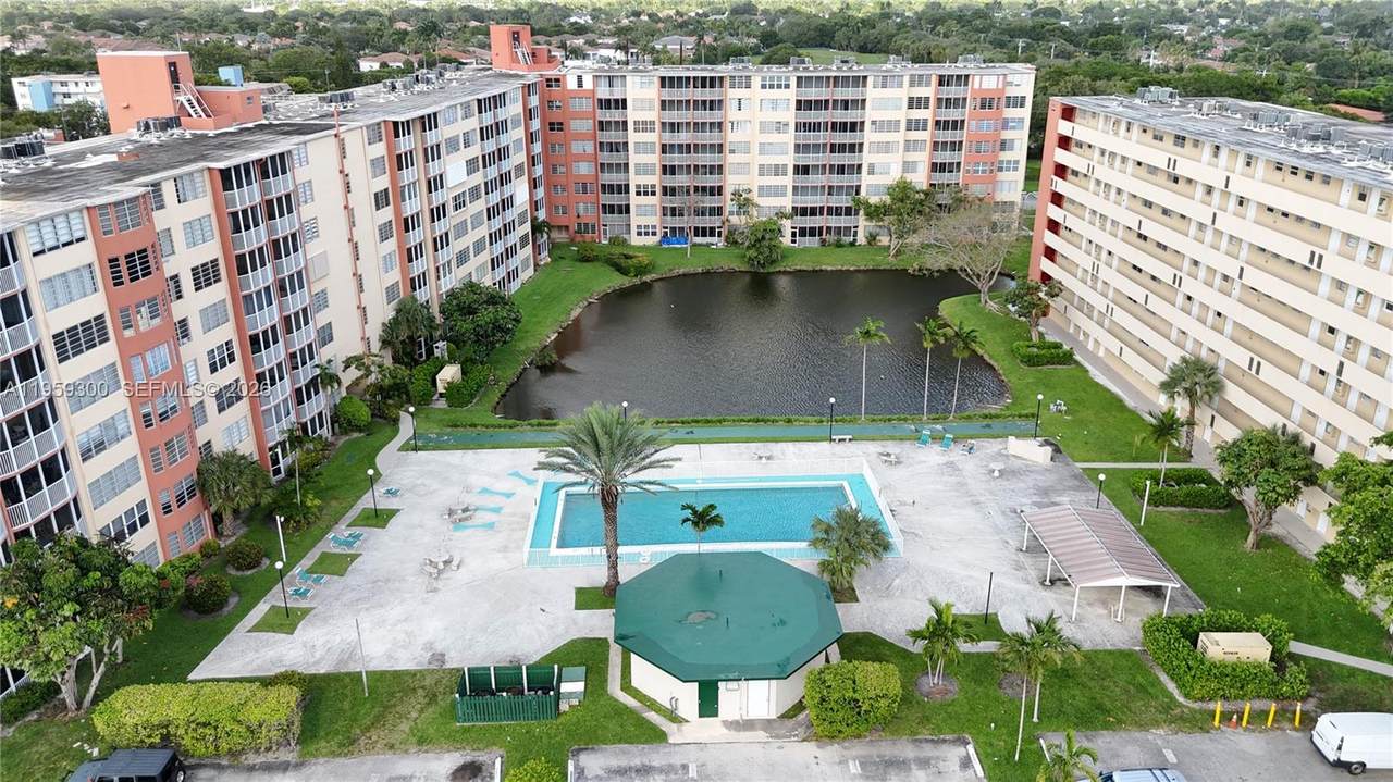 https://bt-photos.global.ssl.fastly.net/miami/1280_boomver_1_A11959300-2.jpg