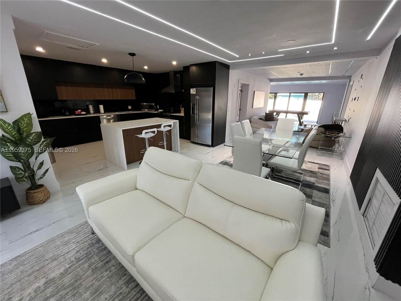 https://bt-photos.global.ssl.fastly.net/miami/1280_boomver_1_A11959375-2.jpg