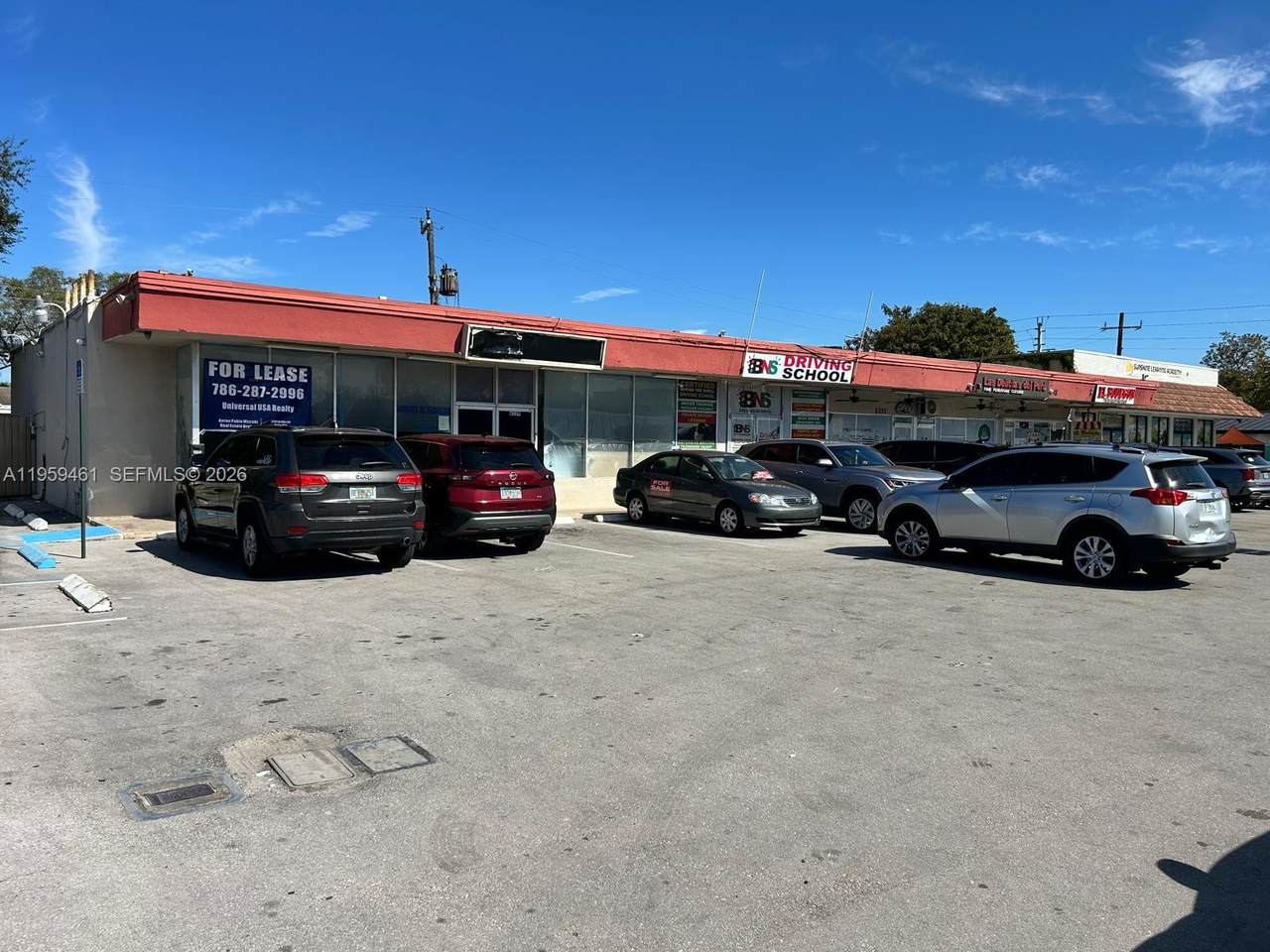 6339 Johnson St - Photo 1