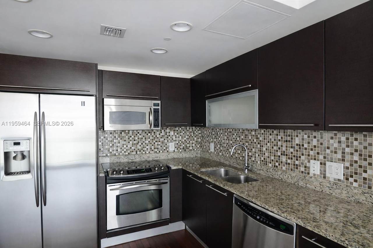 https://bt-photos.global.ssl.fastly.net/miami/1280_boomver_1_A11959464-2.jpg