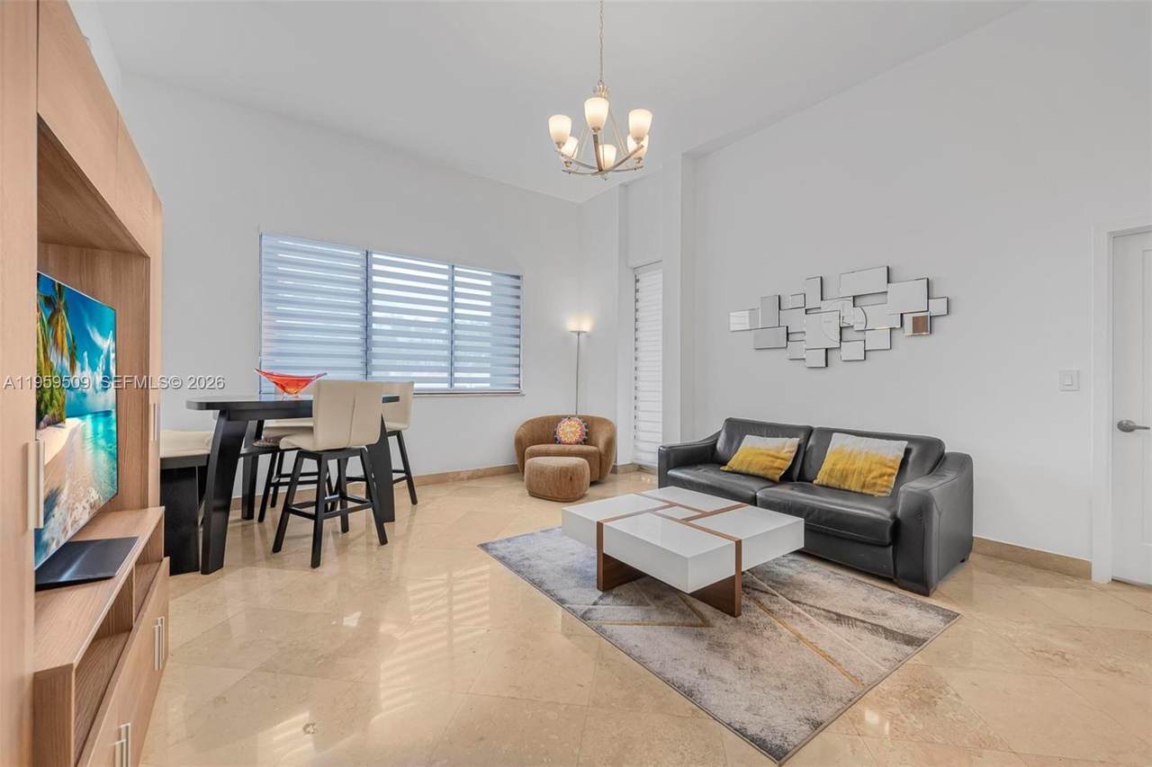 540 Brickell Key Dr - Photo 1