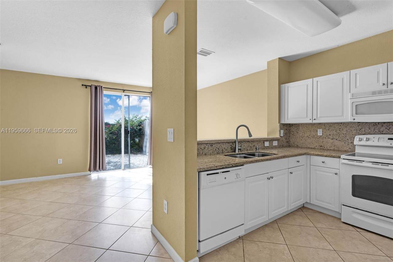 https://bt-photos.global.ssl.fastly.net/miami/1280_boomver_1_A11959666-2.jpg