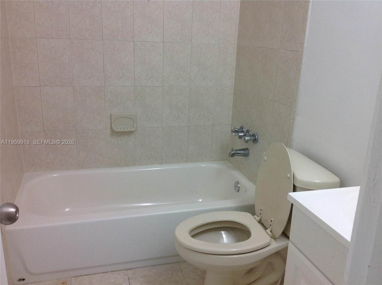 https://bt-photos.global.ssl.fastly.net/miami/1280_boomver_1_A11959916-2.jpg