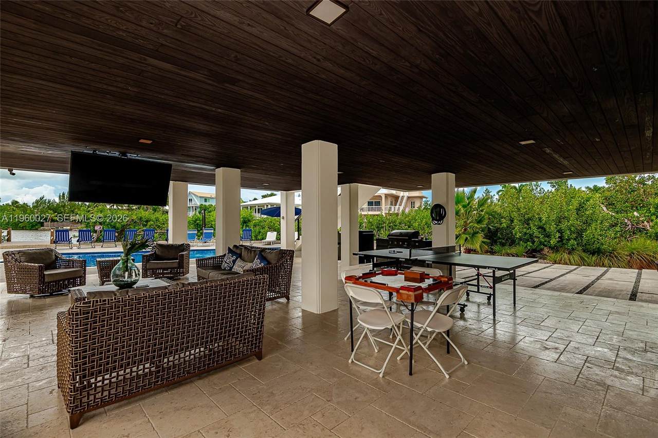 https://bt-photos.global.ssl.fastly.net/miami/1280_boomver_1_A11960027-2.jpg