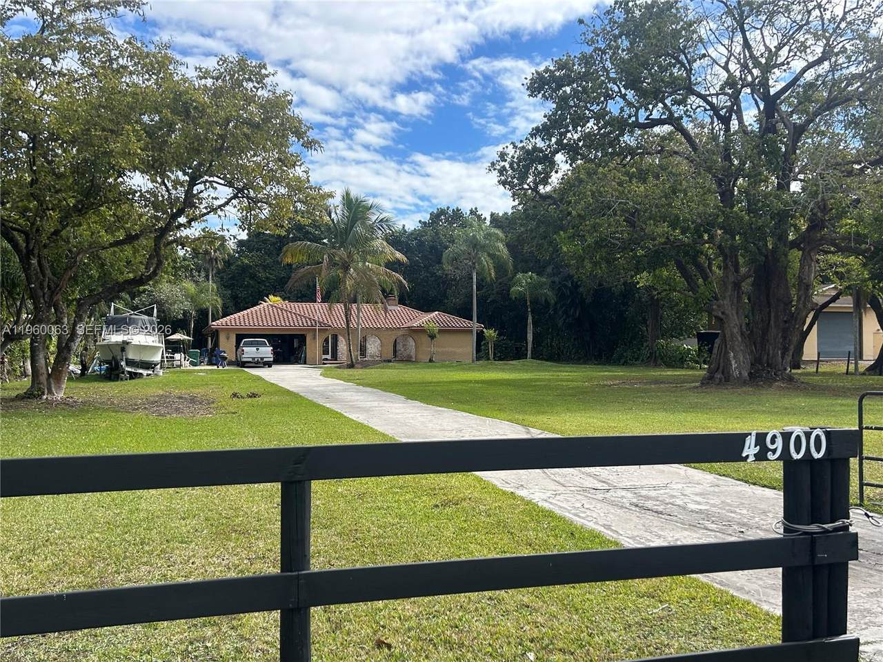 4900 178th Ave - Photo 1