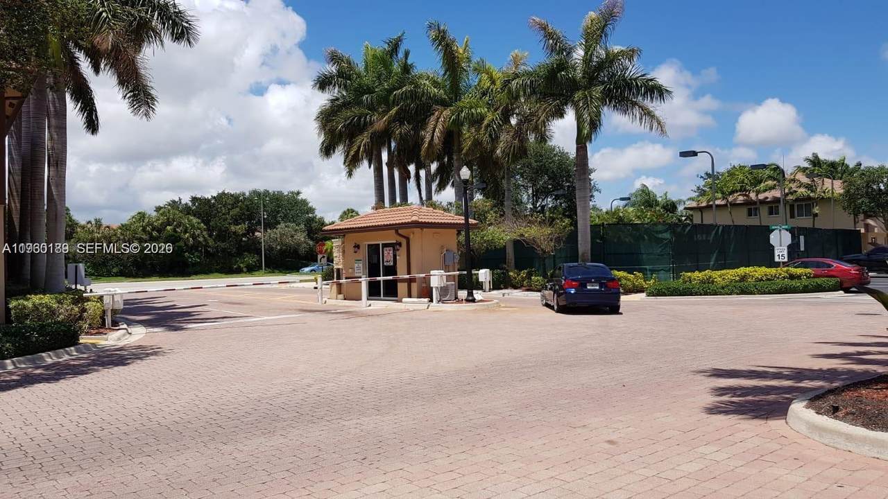 https://bt-photos.global.ssl.fastly.net/miami/1280_boomver_1_A11960189-2.jpg