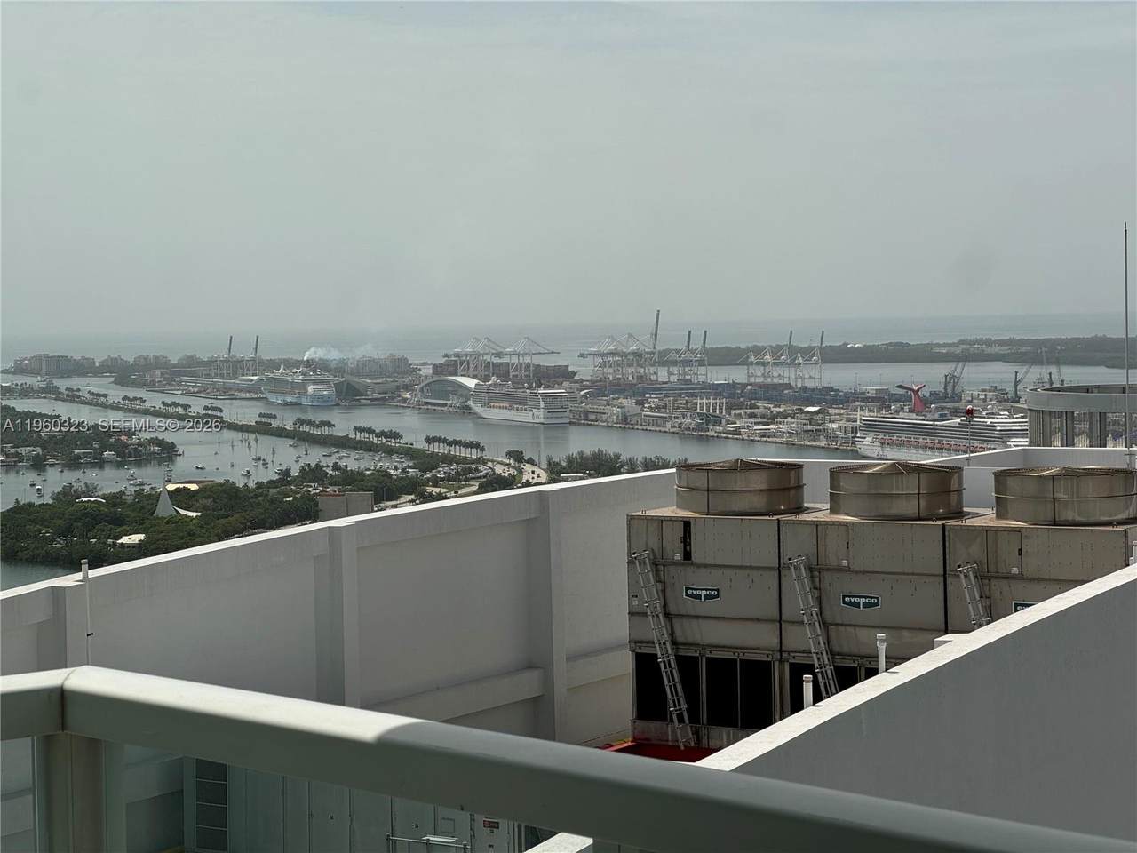 1900 Bayshore Dr - Photo 1