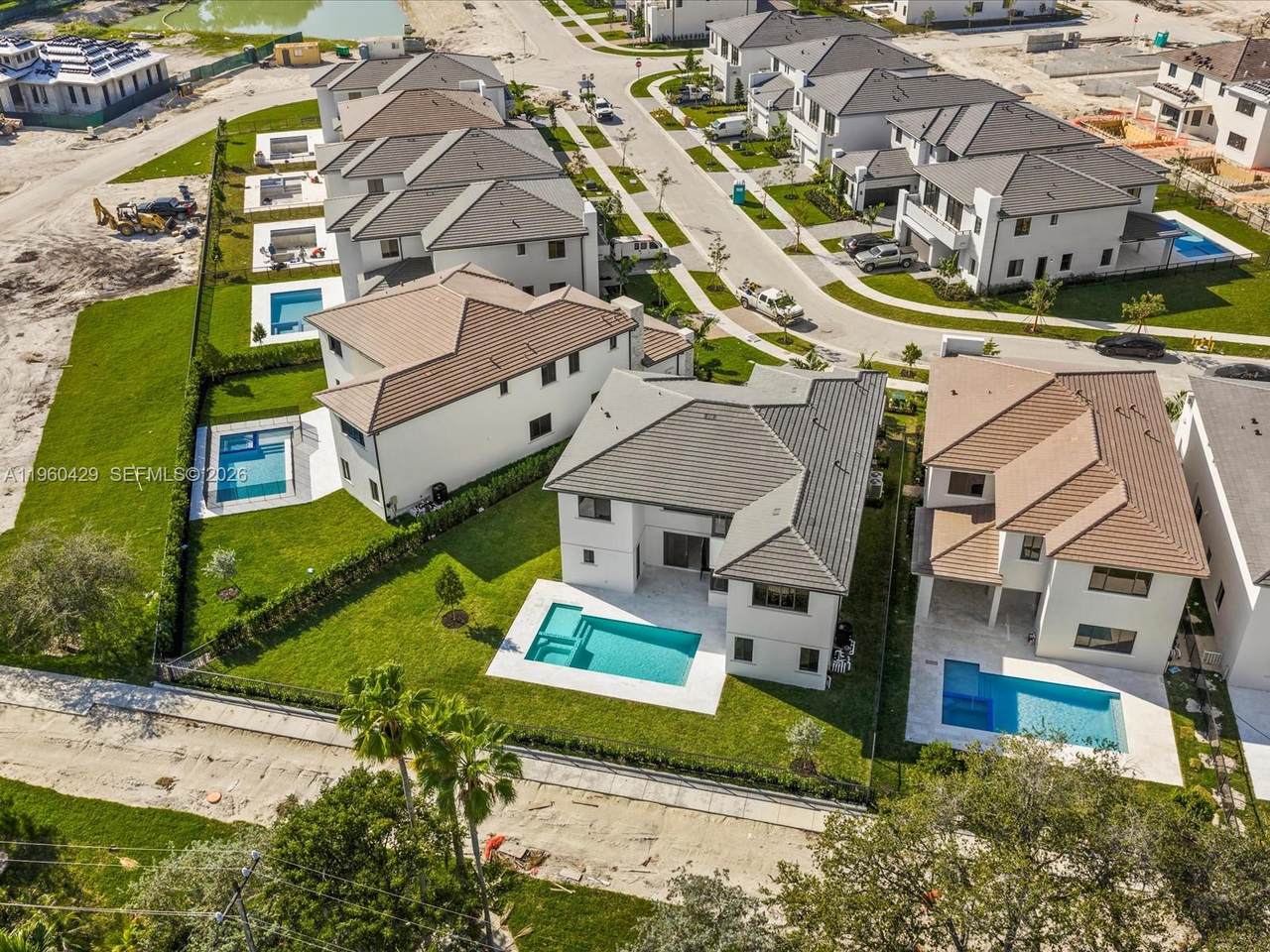 https://bt-photos.global.ssl.fastly.net/miami/1280_boomver_1_A11960429-2.jpg
