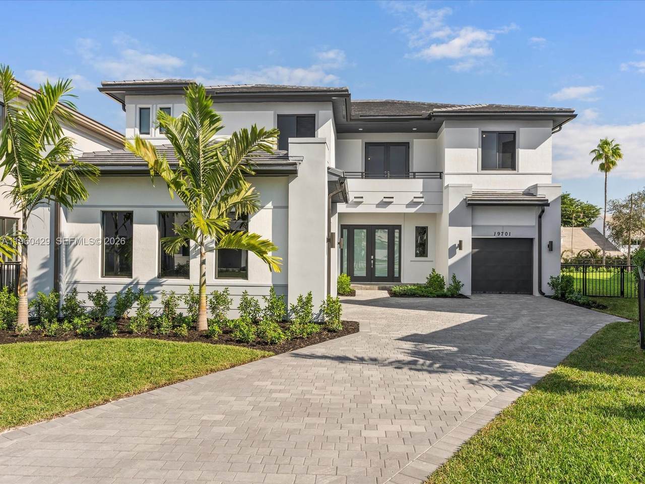 https://bt-photos.global.ssl.fastly.net/miami/1280_boomver_1_A11960429-2.jpg