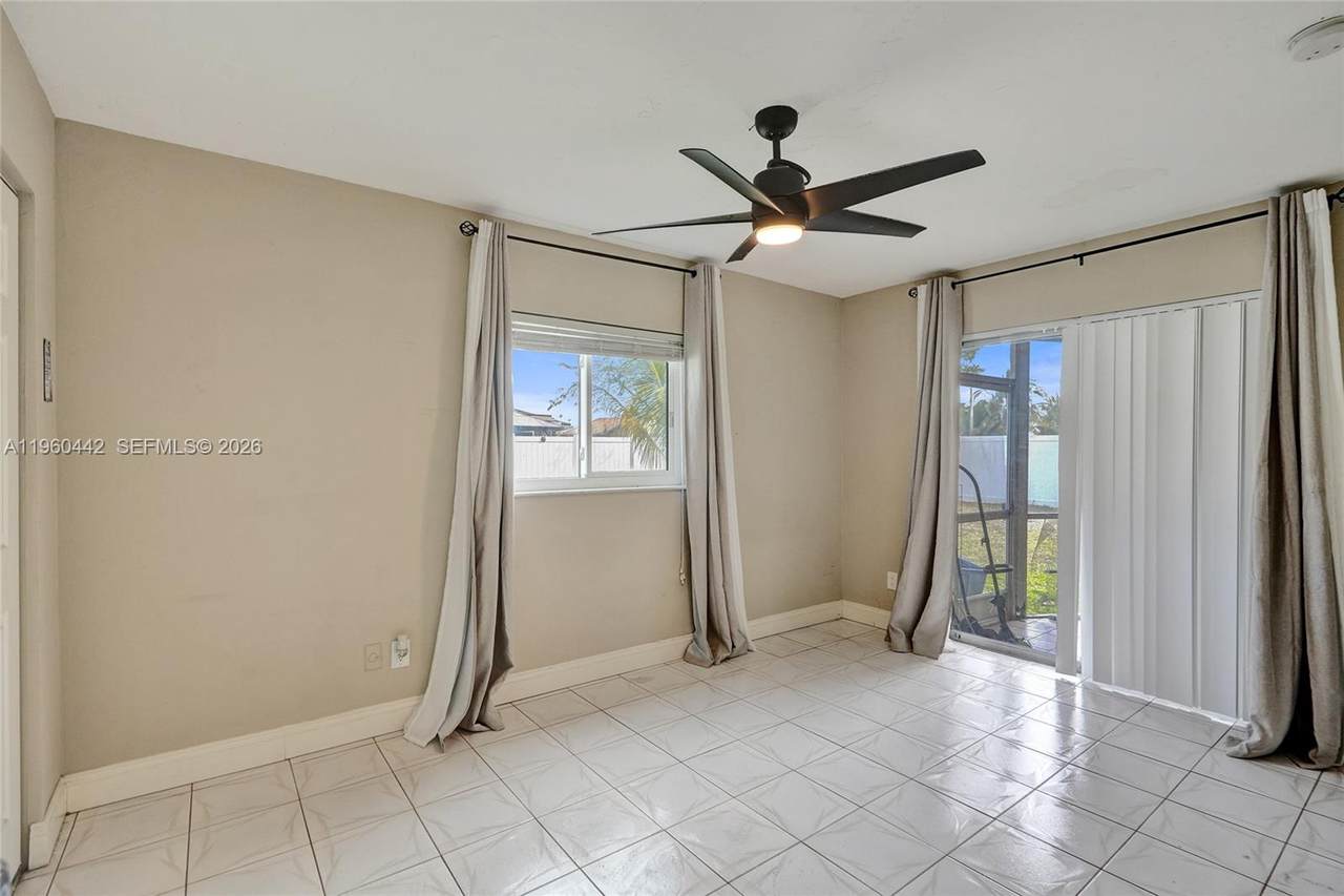 https://bt-photos.global.ssl.fastly.net/miami/1280_boomver_1_A11960442-2.jpg