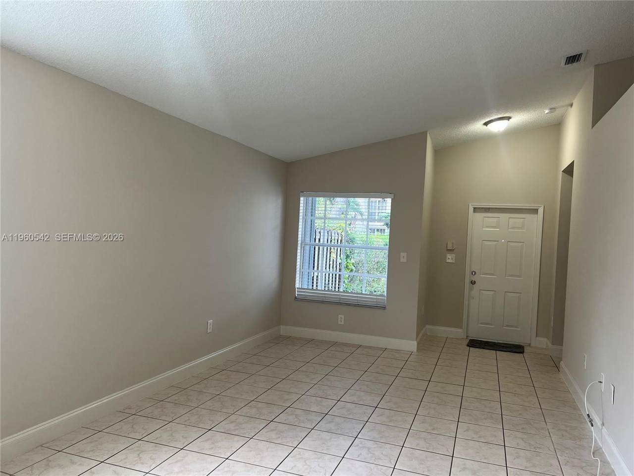 https://bt-photos.global.ssl.fastly.net/miami/1280_boomver_1_A11960542-2.jpg