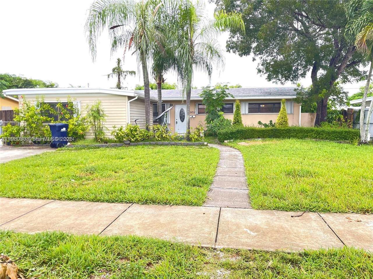 9711 Caribbean - Photo 1