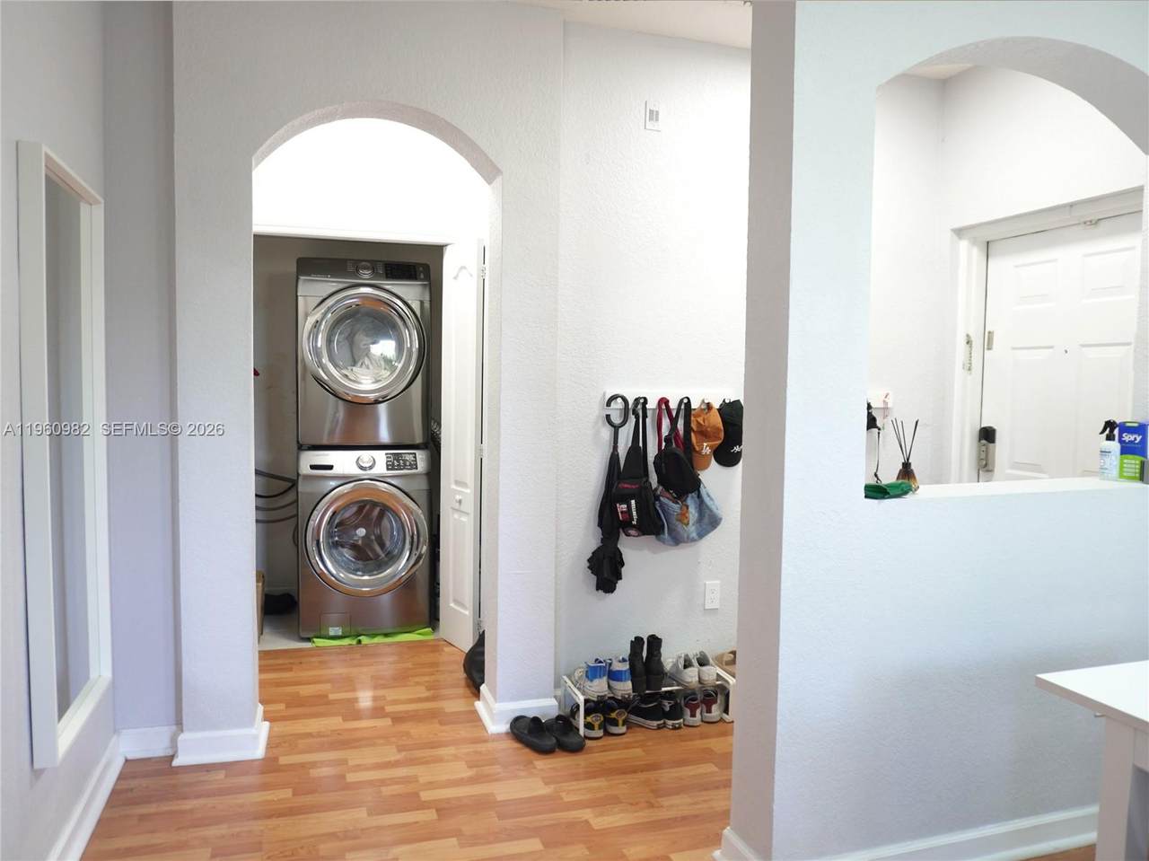 https://bt-photos.global.ssl.fastly.net/miami/1280_boomver_1_A11960982-2.jpg