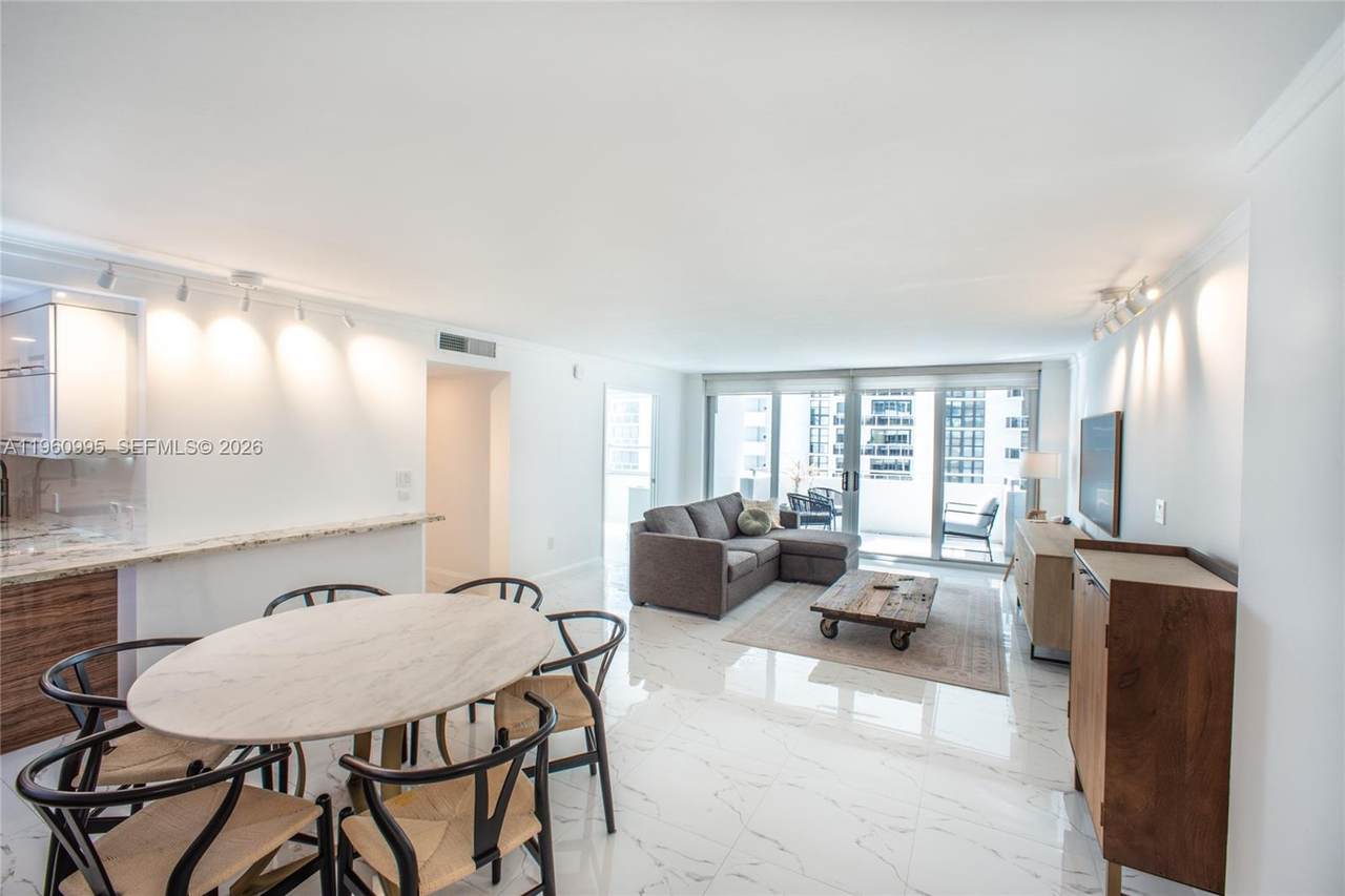 11 Island Ave - Photo 1