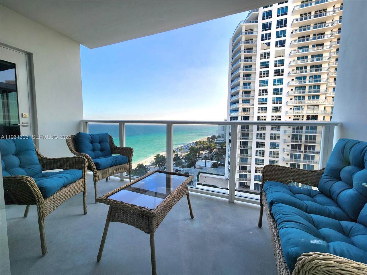 https://bt-photos.global.ssl.fastly.net/miami/1280_boomver_1_A11961306-2.jpg