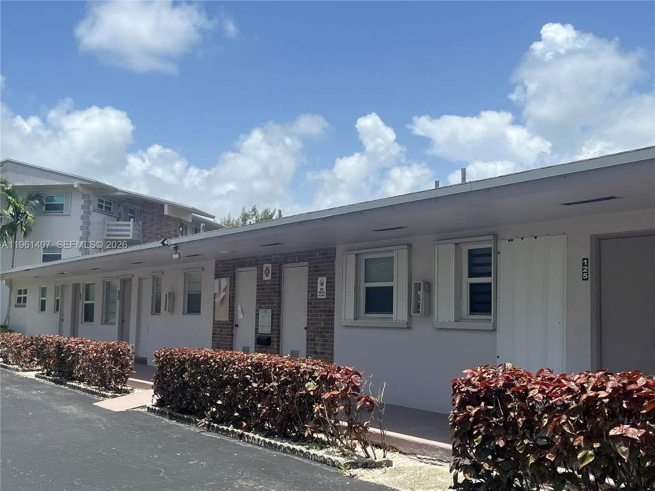 https://bt-photos.global.ssl.fastly.net/miami/1280_boomver_1_A11961407-2.jpg
