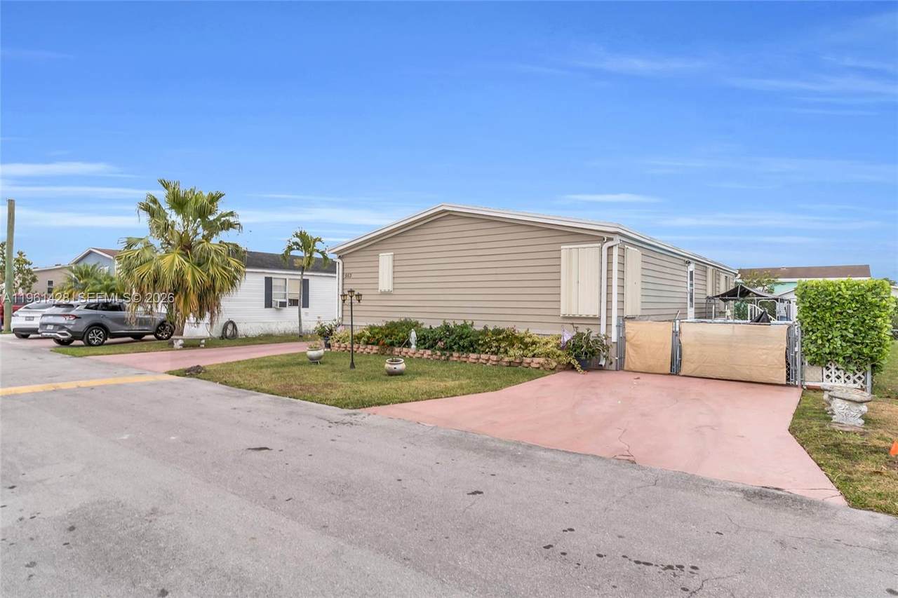 19800 180th  Ave - Photo 1