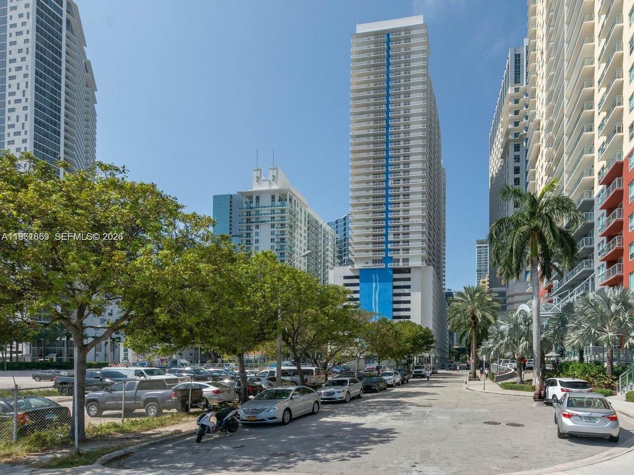 https://bt-photos.global.ssl.fastly.net/miami/1280_boomver_1_A11961669-2.jpg