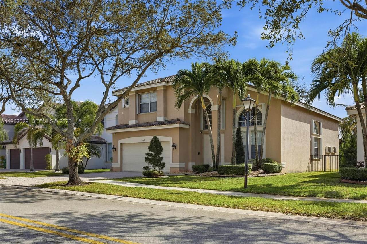 https://bt-photos.global.ssl.fastly.net/miami/1280_boomver_1_A11962029-2.jpg