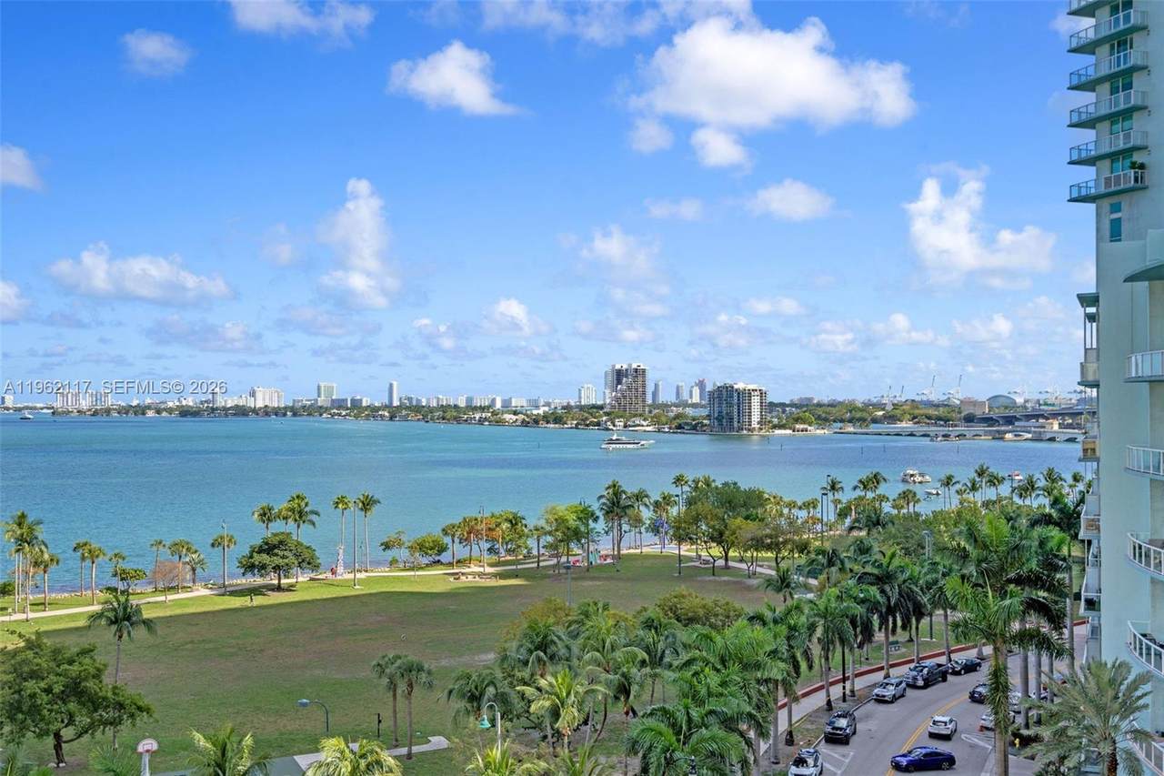 https://bt-photos.global.ssl.fastly.net/miami/1280_boomver_1_A11962117-2.jpg