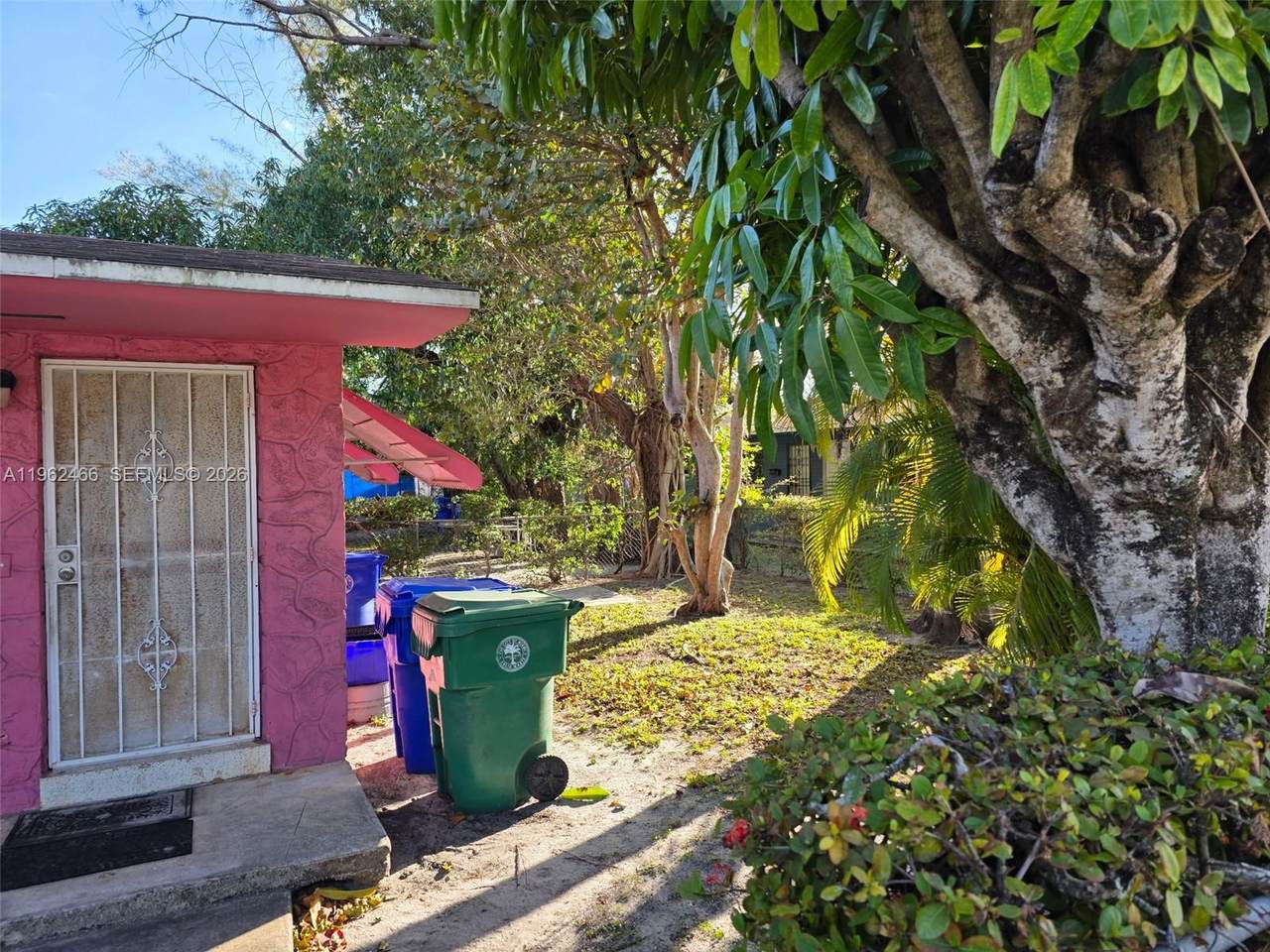 https://bt-photos.global.ssl.fastly.net/miami/1280_boomver_1_A11962466-2.jpg