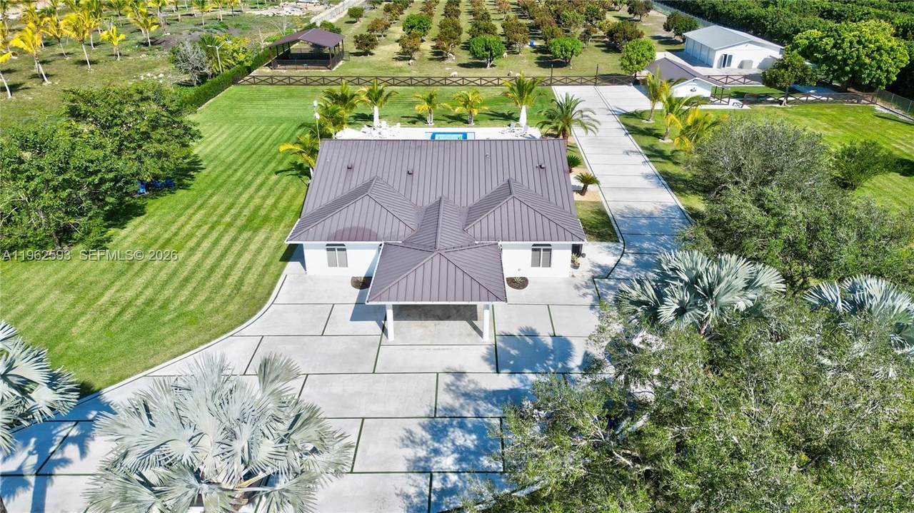 20407 226th St - Photo 1