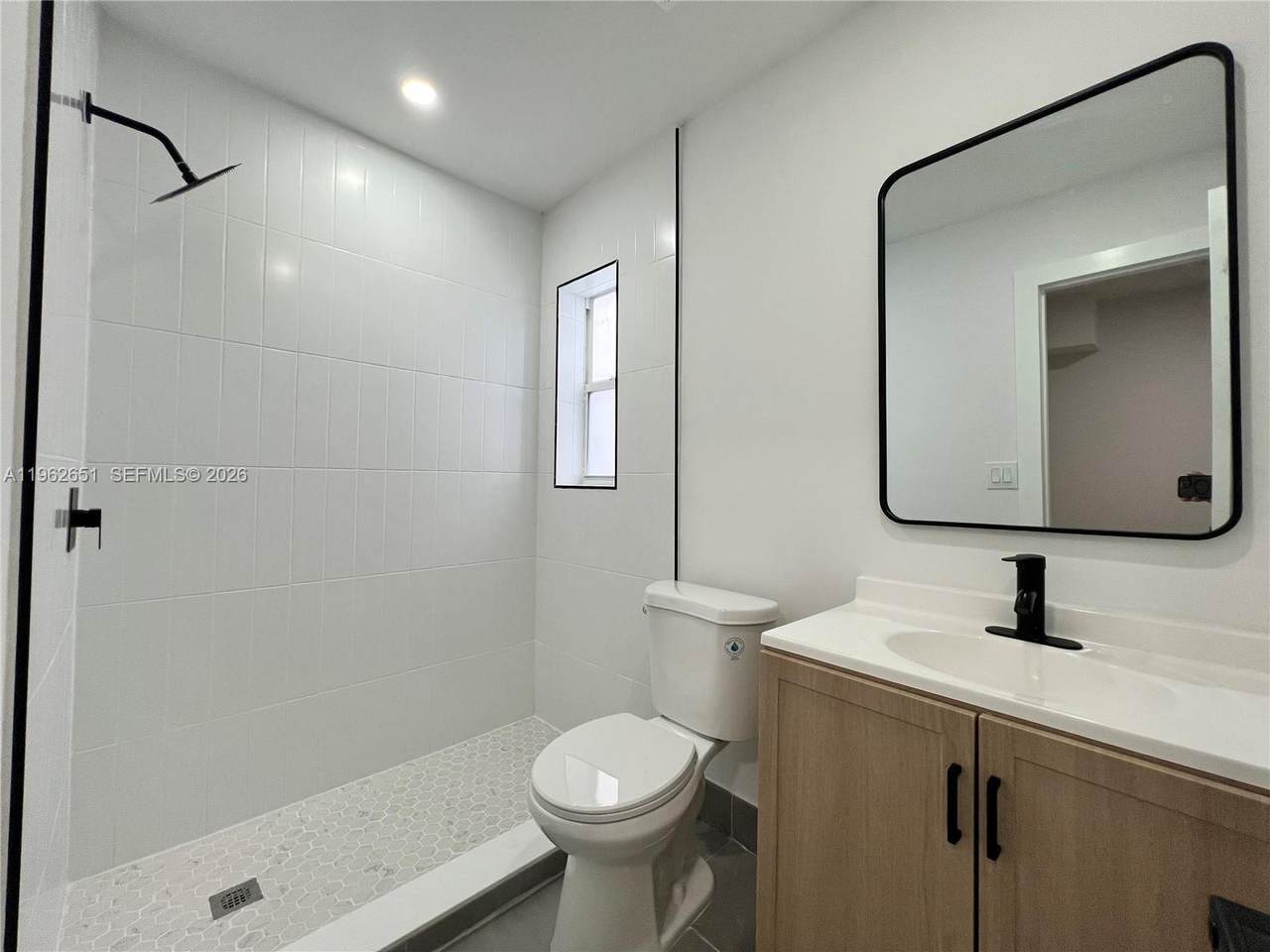 https://bt-photos.global.ssl.fastly.net/miami/1280_boomver_1_A11962651-2.jpg