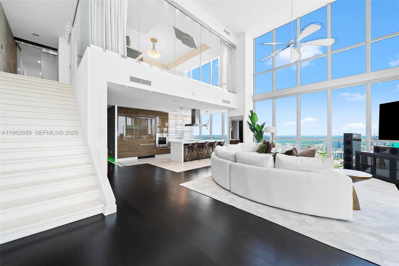 1100 Biscayne Blvd - Photo 1