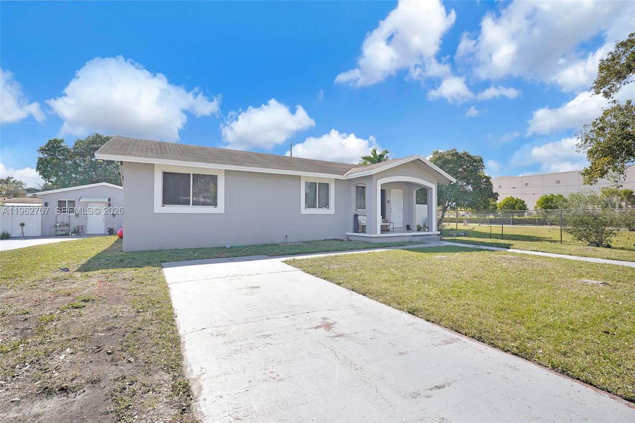 https://bt-photos.global.ssl.fastly.net/miami/1280_boomver_1_A11962707-2.jpg