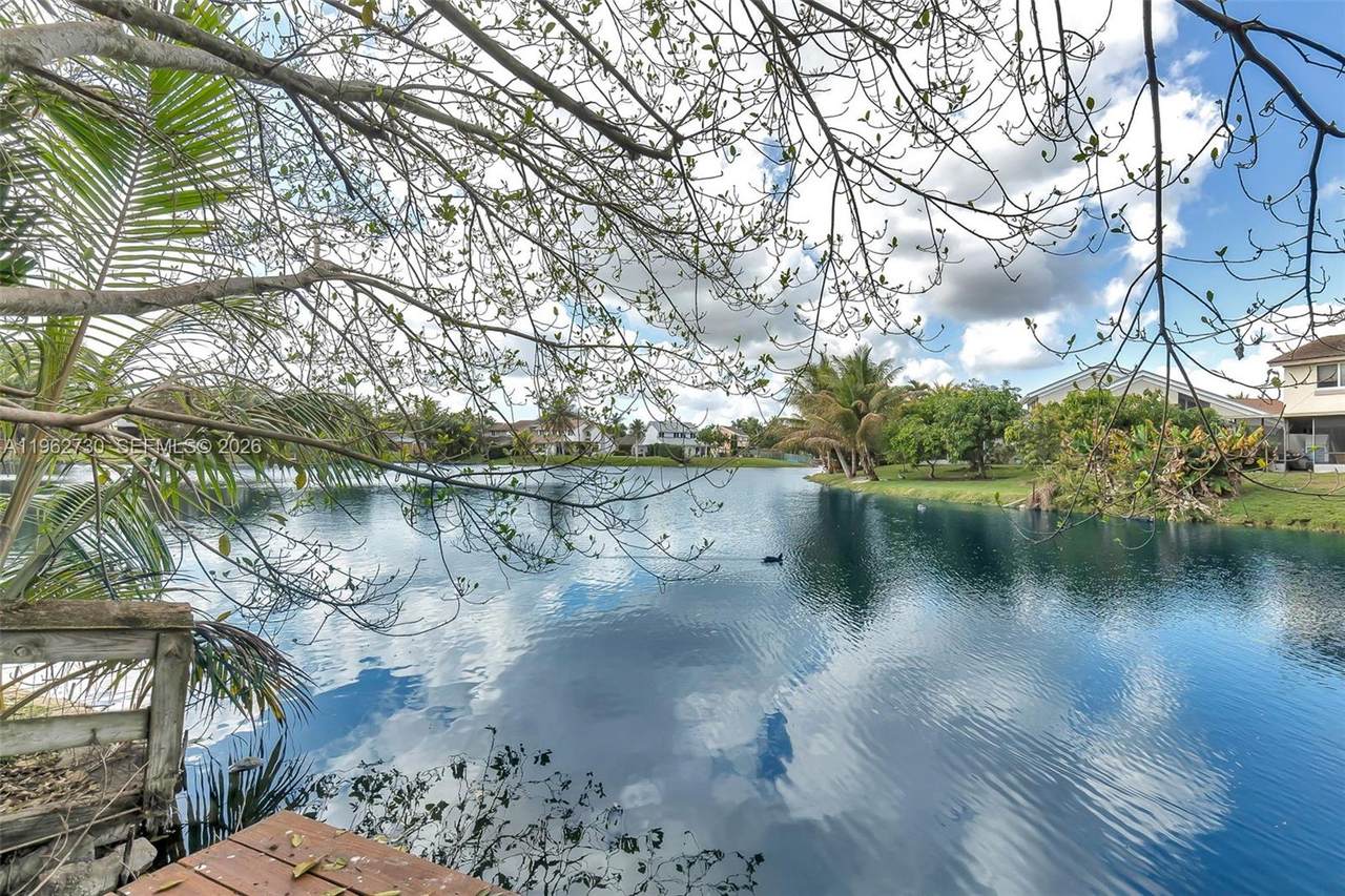 https://bt-photos.global.ssl.fastly.net/miami/1280_boomver_1_A11962730-2.jpg