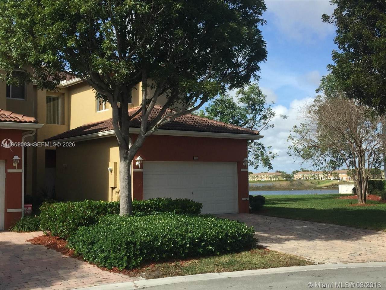 1904 23rd Ave - Photo 1