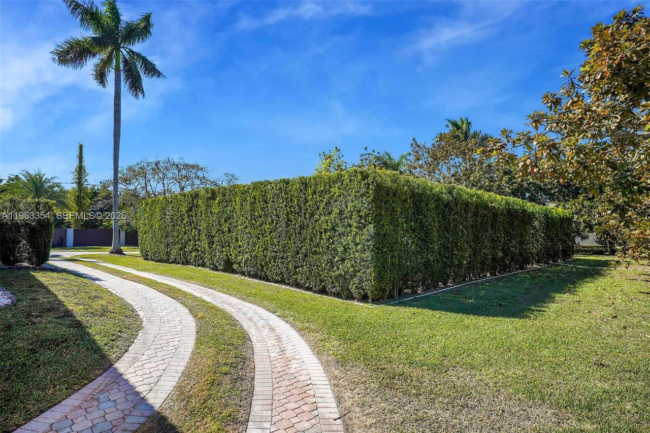 https://bt-photos.global.ssl.fastly.net/miami/1280_boomver_1_A11963354-2.jpg
