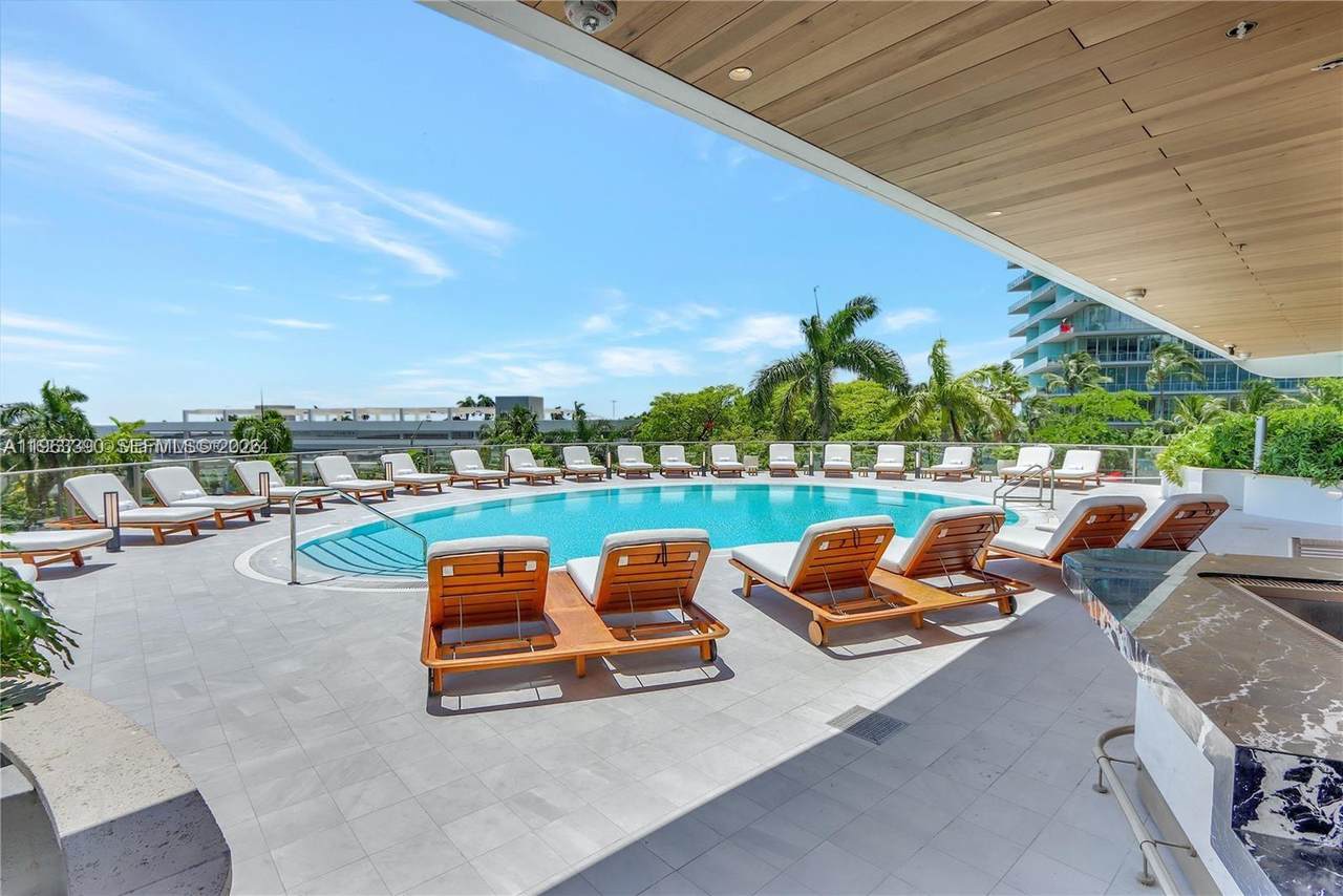 https://bt-photos.global.ssl.fastly.net/miami/1280_boomver_1_A11963390-2.jpg