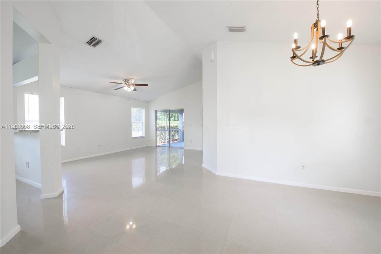 https://bt-photos.global.ssl.fastly.net/miami/1280_boomver_1_A11963558-2.jpg