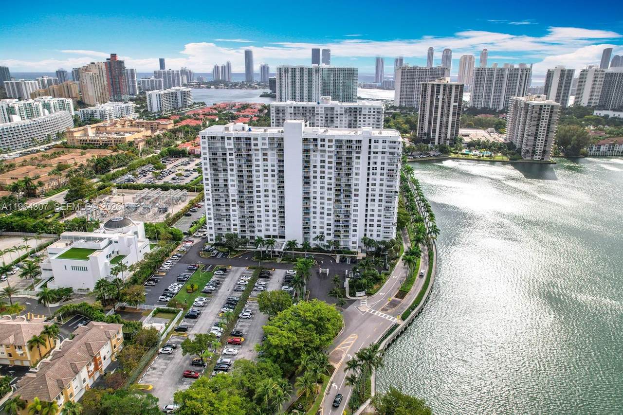 https://bt-photos.global.ssl.fastly.net/miami/1280_boomver_1_A11964307-2.jpg
