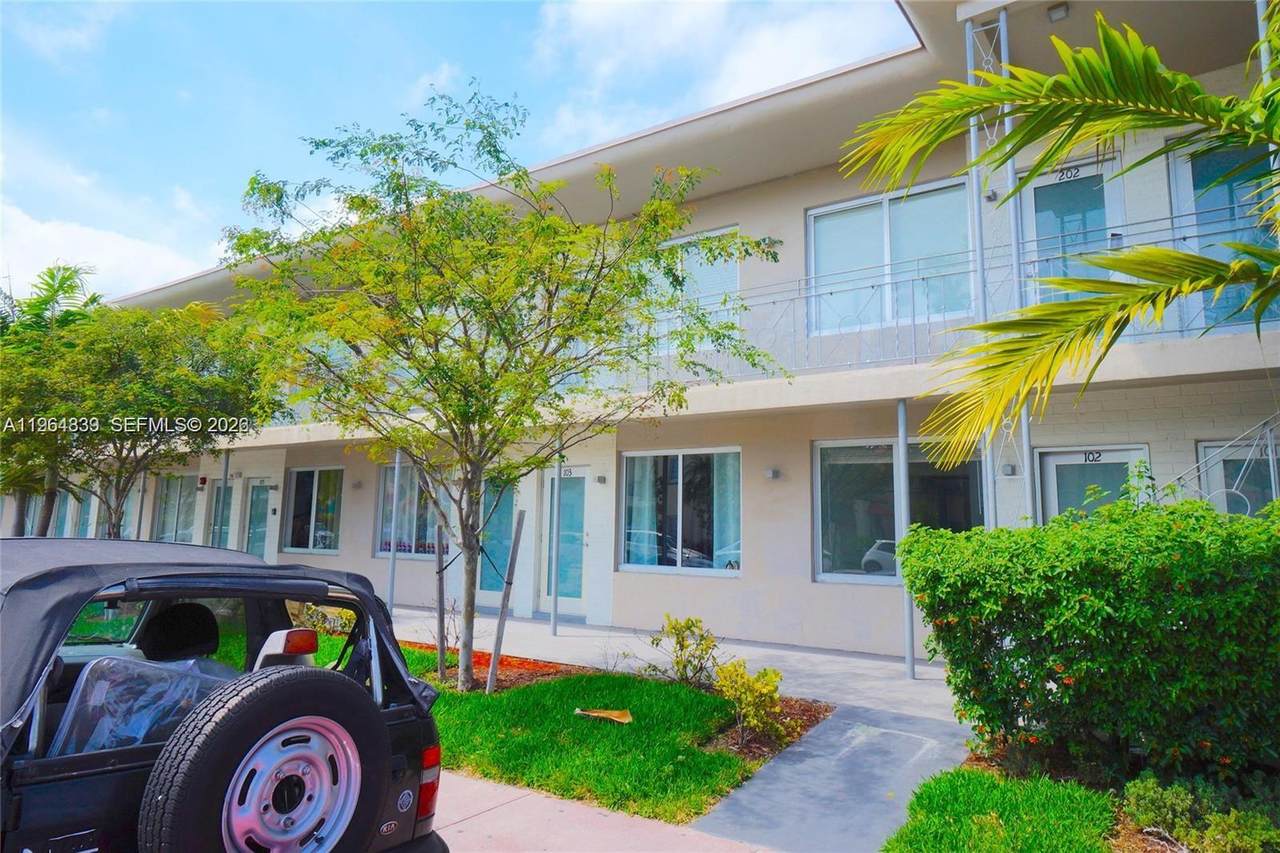 801 15th Street - Photo 1