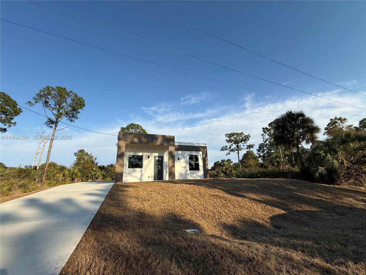 133 Nacelle Ave - Photo 1