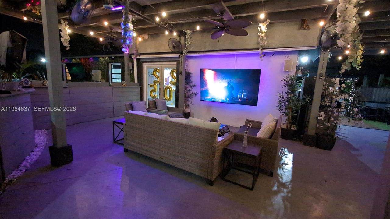 https://bt-photos.global.ssl.fastly.net/miami/1280_boomver_1_A11964637-2.jpg