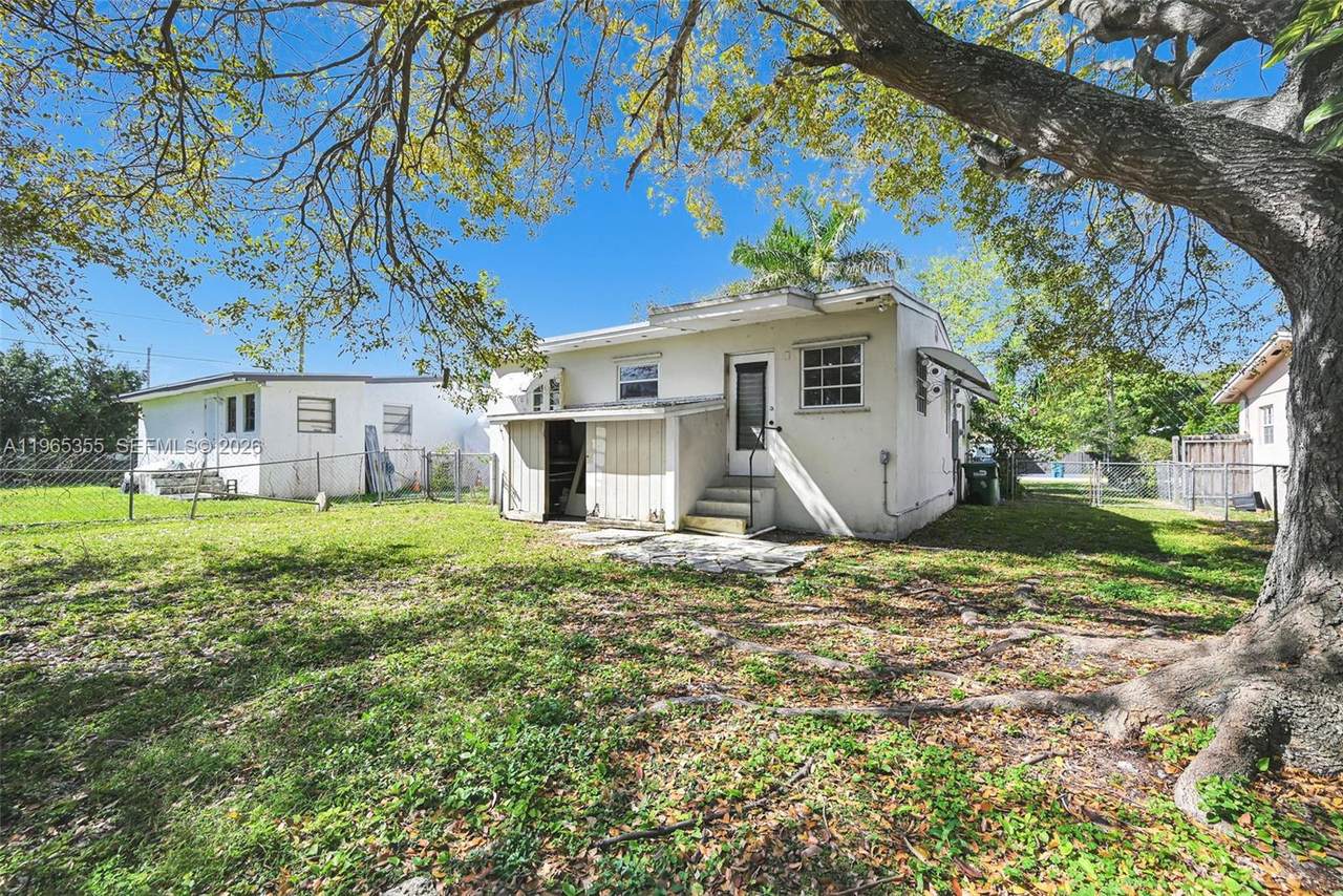 https://bt-photos.global.ssl.fastly.net/miami/1280_boomver_1_A11965355-2.jpg
