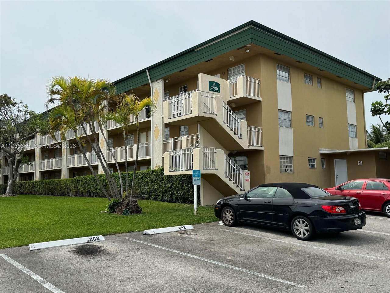 5500 77th Ct - Photo 1