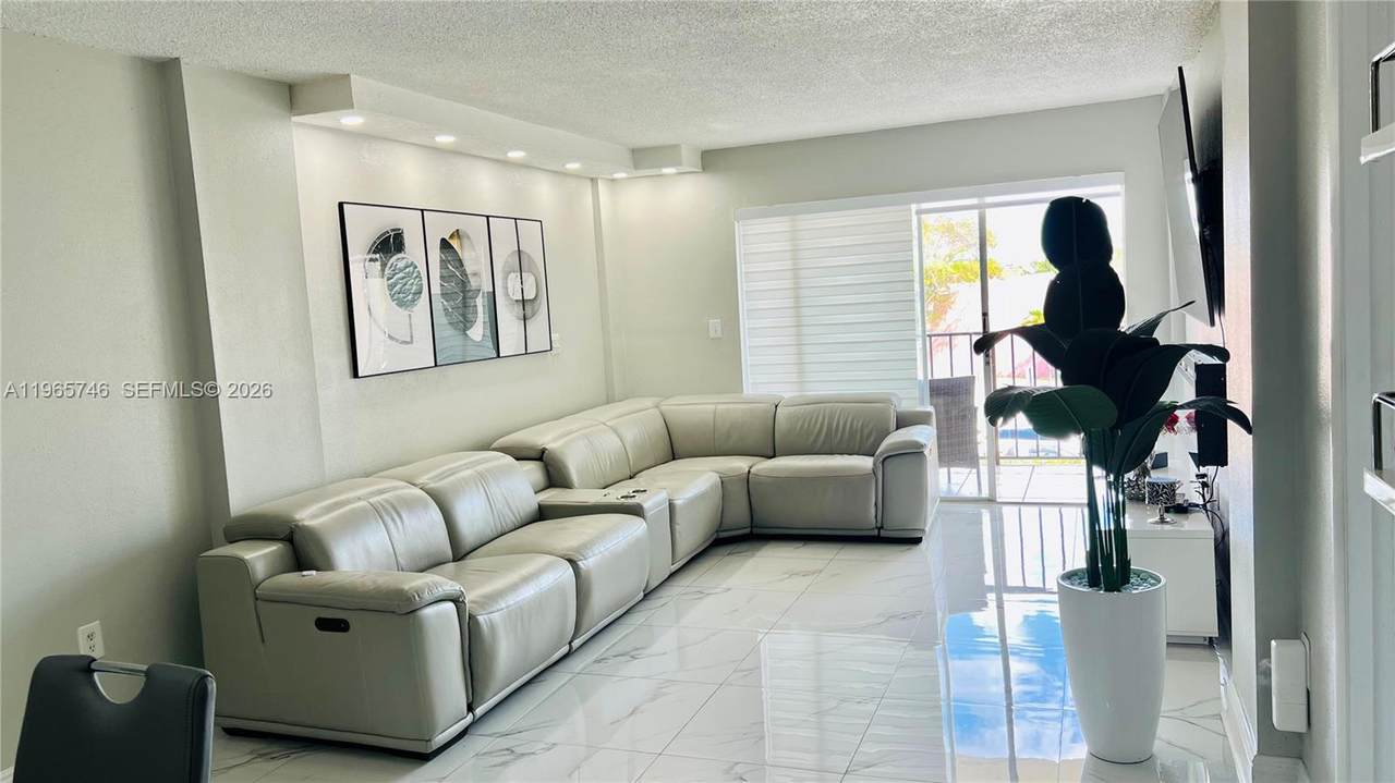 https://bt-photos.global.ssl.fastly.net/miami/1280_boomver_1_A11965746-2.jpg