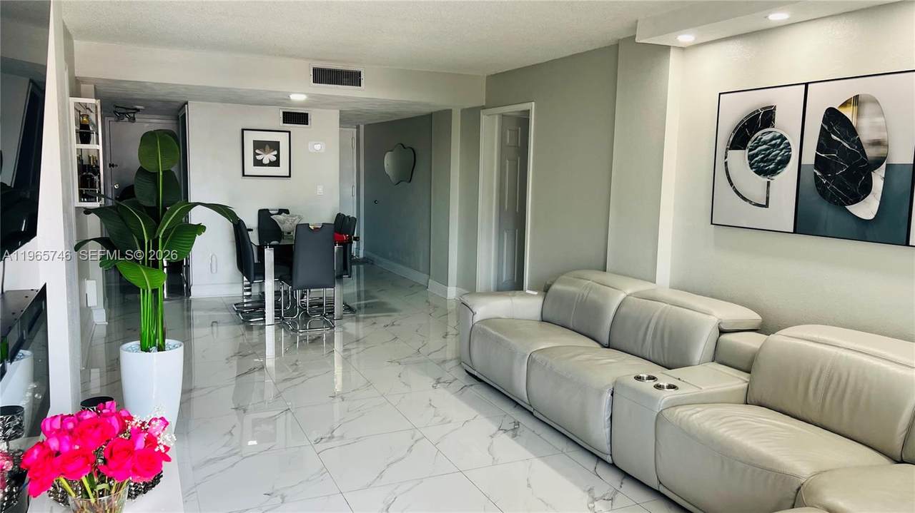 https://bt-photos.global.ssl.fastly.net/miami/1280_boomver_1_A11965746-2.jpg