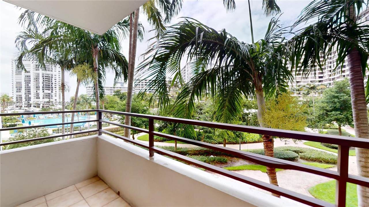 https://bt-photos.global.ssl.fastly.net/miami/1280_boomver_1_A11965879-2.jpg